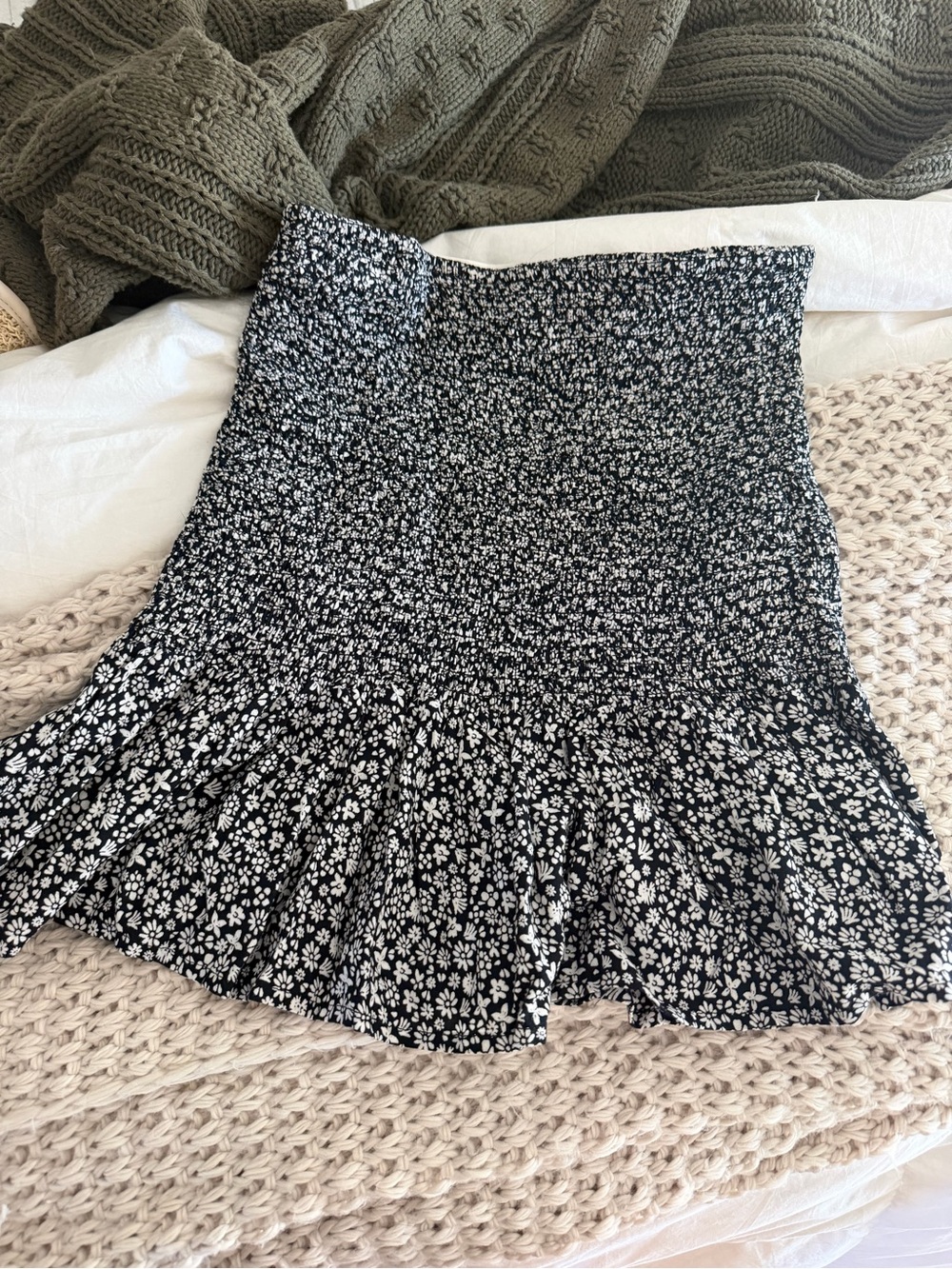 Black Floral Print Smocked Ruffle Flounce Mini Skirt XS